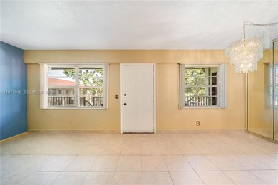 Amazing apartment with 2 bedrooms, 1.5 bathrooms. Condo on the on Flamingo Lakes Country Club in Florida - for sale on GolfHomes.com, golf home, golf lot