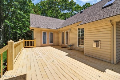 Looking for a move in ready home with great bones for under on Heatherhurst Golf Course in Tennessee - for sale on GolfHomes.com, golf home, golf lot