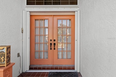 TURNKEY ELEGANCE MEETS TOTAL PRIVACY. Welcome to your private on Sandpiper Golf Club in Florida - for sale on GolfHomes.com, golf home, golf lot