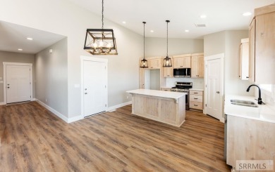 INCLUDES LANDSCAPING & MOVE-IN READY! Welcome to your new home on Sage Lakes Municipal Golf Course in Idaho - for sale on GolfHomes.com, golf home, golf lot