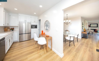 Unique Rossmoor Pinehurst Model Condo that comes with your own on Rossmoor Golf Course in California - for sale on GolfHomes.com, golf home, golf lot