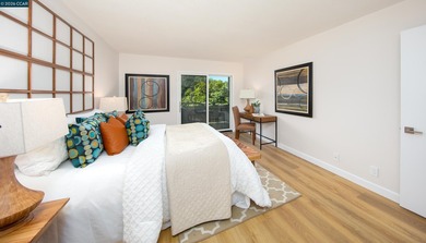 Unique Rossmoor Pinehurst Model Condo that comes with your own on Rossmoor Golf Course in California - for sale on GolfHomes.com, golf home, golf lot