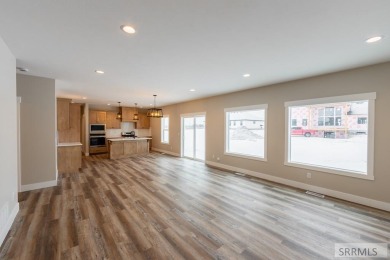 LANDSCAPING INCLUDED & MOVE-IN READY! Welcome to your new home on Sage Lakes Municipal Golf Course in Idaho - for sale on GolfHomes.com, golf home, golf lot