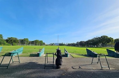 Great condo centrally located in the heart of Hollywood in the on Hillcrest Golf and Country Club in Florida - for sale on GolfHomes.com, golf home, golf lot