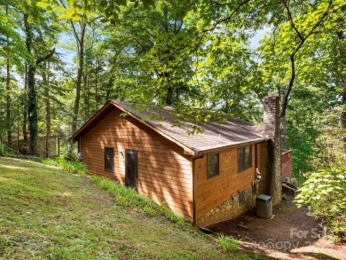 This charming mountain getaway is in the sought after on Waynesville Country Club Inn in North Carolina - for sale on GolfHomes.com, golf home, golf lot