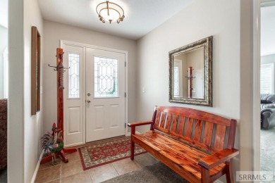 Come see this beautiful, meticulous, well maintained town-home on Sand Creek Golf Course in Idaho - for sale on GolfHomes.com, golf home, golf lot