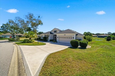 Beautifully updated 1994 Palmwood Bahama Breeze courtyard pool on Glen Lakes Country Club in Florida - for sale on GolfHomes.com, golf home, golf lot