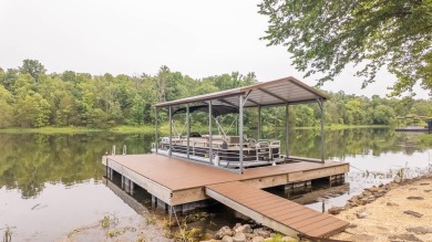 Lakefront Home in Cherokee Village, Arkansas - Waterfront Living on Cherokee Village North Course in Arkansas - for sale on GolfHomes.com, golf home, golf lot