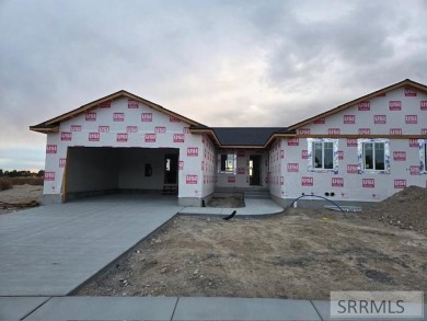 I am excited to introduce you to Copper Creek Homes' G-Twin on Sage Lakes Municipal Golf Course in Idaho - for sale on GolfHomes.com, golf home, golf lot