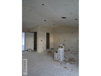 I am excited to introduce you to Copper Creek Homes' G-Twin on Sage Lakes Municipal Golf Course in Idaho - for sale on GolfHomes.com, golf home, golf lot