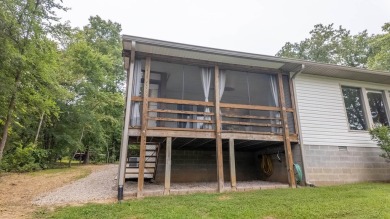 Lakefront Home in Cherokee Village, Arkansas - Waterfront Living on Cherokee Village North Course in Arkansas - for sale on GolfHomes.com, golf home, golf lot
