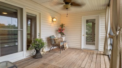 Lakefront Home in Cherokee Village, Arkansas - Waterfront Living on Cherokee Village North Course in Arkansas - for sale on GolfHomes.com, golf home, golf lot