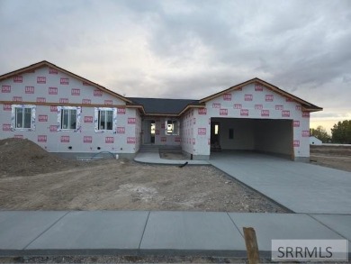 I am excited to introduce you to Copper Creek Homes' G-Twin on Sage Lakes Municipal Golf Course in Idaho - for sale on GolfHomes.com, golf home, golf lot