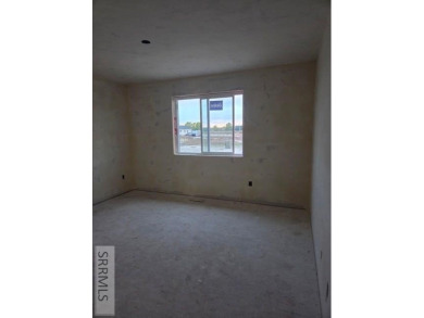 I am excited to introduce you to Copper Creek Homes' G-Twin on Sage Lakes Municipal Golf Course in Idaho - for sale on GolfHomes.com, golf home, golf lot