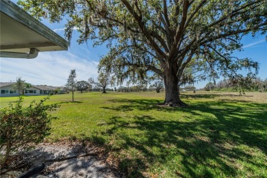 This home has been well maintained by the owner.  This charming on Falcon Watch Golf Club in Florida - for sale on GolfHomes.com, golf home, golf lot