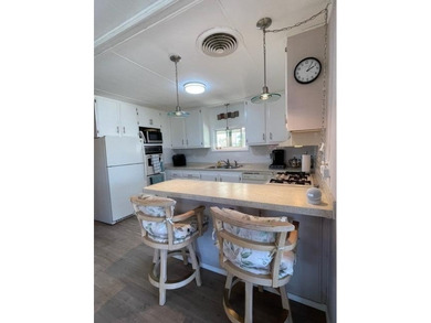 Charming Home with Mountain Views in Tri Palm Estates & Country on The Club At Shenandoah Springs in California - for sale on GolfHomes.com, golf home, golf lot