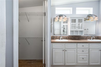 Well-Maintained 3BR Palm Harbor Home with New Roof & A/C! on Imperial Lakewoods Golf Club in Florida - for sale on GolfHomes.com, golf home, golf lot