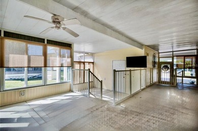 Well-Maintained 3BR Palm Harbor Home with New Roof & A/C! on Imperial Lakewoods Golf Club in Florida - for sale on GolfHomes.com, golf home, golf lot