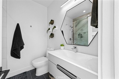 Stunning Contemporary Home on Marbella Club Golf Course
Welcome on Marbella Golf and Country Club in California - for sale on GolfHomes.com, golf home, golf lot