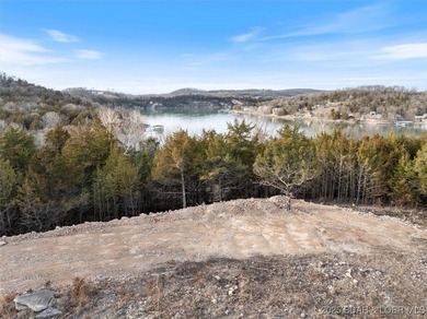 Nestled in the Old Kinderhook Golf Course community, Lot 32 on The Club At Old Kinderhook in Missouri - for sale on GolfHomes.com, golf home, golf lot