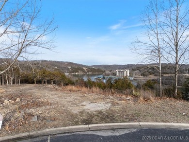Nestled in the Old Kinderhook Golf Course community, Lot 32 on The Club At Old Kinderhook in Missouri - for sale on GolfHomes.com, golf home, golf lot