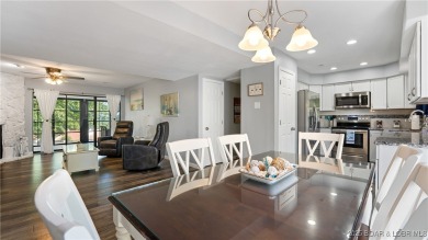 Fully furnished & move-in ready - PLUS seller is offering 3 on Seasons Ridge At Four Seasons in Missouri - for sale on GolfHomes.com, golf home, golf lot
