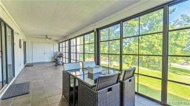 Fully furnished & move-in ready - PLUS seller is offering 3 on Seasons Ridge At Four Seasons in Missouri - for sale on GolfHomes.com, golf home, golf lot
