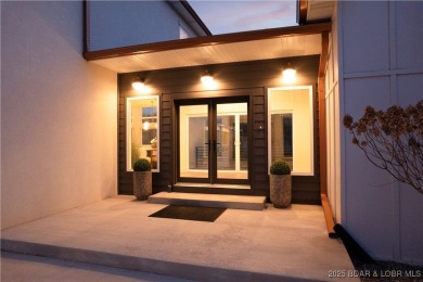 MOTIVATED SELLER! This stunning 5,500 sq ft home offers a blend on The Club At Porto Cima in Missouri - for sale on GolfHomes.com, golf home, golf lot