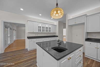 LUXURY LIVING ON THE OAK ISLAND GOLF COURSE. Gorgeous custom on South Harbour Golf Links in North Carolina - for sale on GolfHomes.com, golf home, golf lot