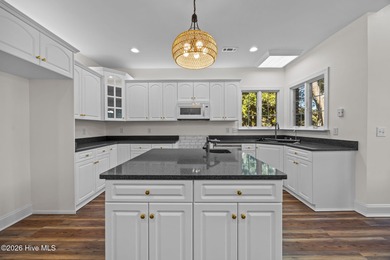 LUXURY LIVING ON THE OAK ISLAND GOLF COURSE. Gorgeous custom on South Harbour Golf Links in North Carolina - for sale on GolfHomes.com, golf home, golf lot