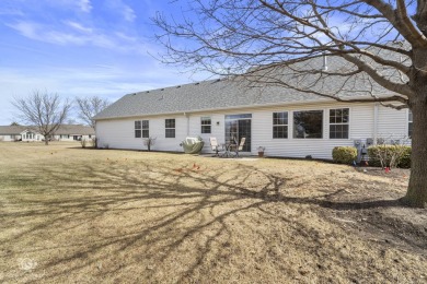 Welcome to one of the largest townhomes in the sought-after on Carillon Lakes 3 Hole Course in Illinois - for sale on GolfHomes.com, golf home, golf lot