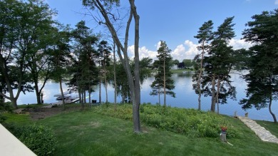 Rare opportunity for Lake Living in Lake of the Four Seasons! on Lakes of the Four Seasons Country Club in Indiana - for sale on GolfHomes.com, golf home, golf lot