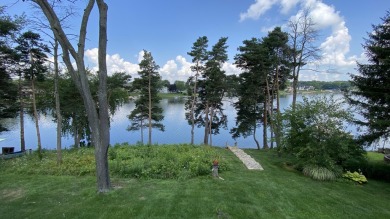 Rare opportunity for Lake Living in Lake of the Four Seasons! on Lakes of the Four Seasons Country Club in Indiana - for sale on GolfHomes.com, golf home, golf lot