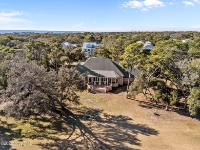 LUXURY LIVING ON THE OAK ISLAND GOLF COURSE. Gorgeous custom on South Harbour Golf Links in North Carolina - for sale on GolfHomes.com, golf home, golf lot
