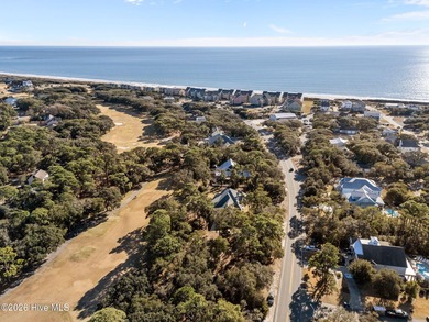 LUXURY LIVING ON THE OAK ISLAND GOLF COURSE. Gorgeous custom on South Harbour Golf Links in North Carolina - for sale on GolfHomes.com, golf home, golf lot