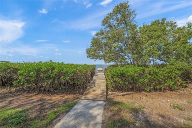This is the one * Location, location, location * ALMOST 1 ACRE on Sara Bay Country Club in Florida - for sale on GolfHomes.com, golf home, golf lot