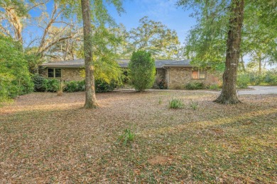 New in Killearn Estates! Lovely 1 story screen enclosed POOL on Killearn Country Club and Inn in Florida - for sale on GolfHomes.com, golf home, golf lot