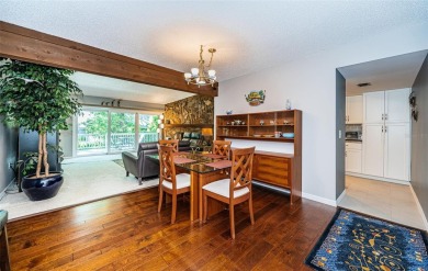 Absolutely gorgeous, totally updated 3 bedroom, 2 bath VILLA in on Innisbrook Resort and Golf Club in Florida - for sale on GolfHomes.com, golf home, golf lot