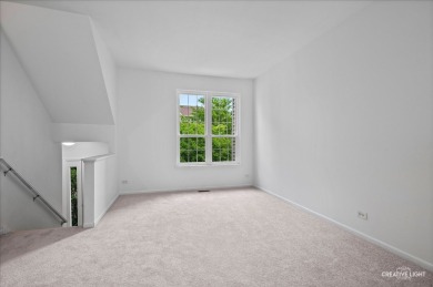 Live easy in this neat and clean condo in popular Orchard Valley on Orchard Valley Golf Course in Illinois - for sale on GolfHomes.com, golf home, golf lot