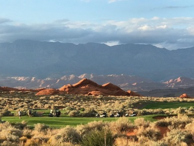 Golfers paradise, resort lifestyle+ million dollar views on edge on Sand Hollow Golf Resort in Utah - for sale on GolfHomes.com, golf home, golf lot