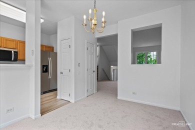 Live easy in this neat and clean condo in popular Orchard Valley on Orchard Valley Golf Course in Illinois - for sale on GolfHomes.com, golf home, golf lot