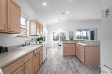 Beautifully maintained 3BR/2BA/2-car garage home in the on Brentwood Farms Golf Club in Florida - for sale on GolfHomes.com, golf home, golf lot