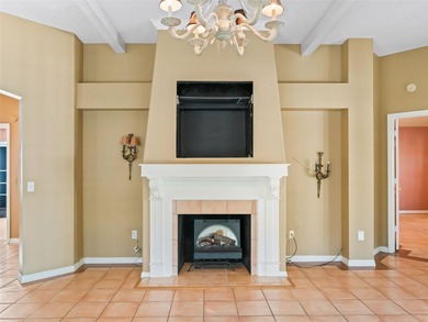 Welcome to this charming El Cancun Courtyard Villa offering on El Diablo Executive Golf Course in Florida - for sale on GolfHomes.com, golf home, golf lot