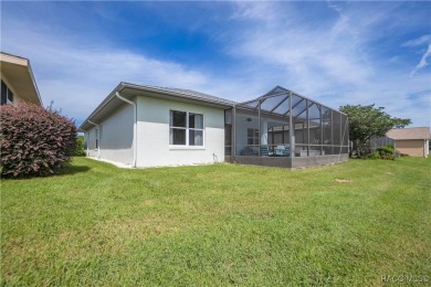 Beautifully maintained 3BR/2BA/2-car garage home in the on Brentwood Farms Golf Club in Florida - for sale on GolfHomes.com, golf home, golf lot