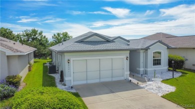 Beautifully maintained 3BR/2BA/2-car garage home in the on Brentwood Farms Golf Club in Florida - for sale on GolfHomes.com, golf home, golf lot