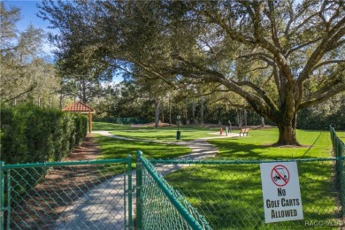 Beautifully maintained 3BR/2BA/2-car garage home in the on Brentwood Farms Golf Club in Florida - for sale on GolfHomes.com, golf home, golf lot