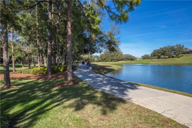 Beautifully maintained 3BR/2BA/2-car garage home in the on Brentwood Farms Golf Club in Florida - for sale on GolfHomes.com, golf home, golf lot