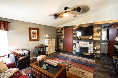 PRICED TO SELLe live in the adorable Villages At Lynx Creek! on Quail Wood Greens Golf Course in Arizona - for sale on GolfHomes.com, golf home, golf lot