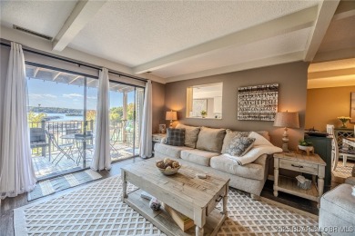 Unbelievably Gorgeous Condo! Step inside this warm, welcoming, & on Seasons Ridge At Four Seasons in Missouri - for sale on GolfHomes.com, golf home, golf lot