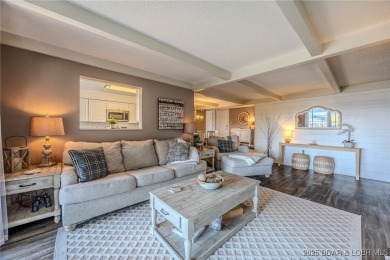 Unbelievably Gorgeous Condo! Step inside this warm, welcoming, & on Seasons Ridge At Four Seasons in Missouri - for sale on GolfHomes.com, golf home, golf lot